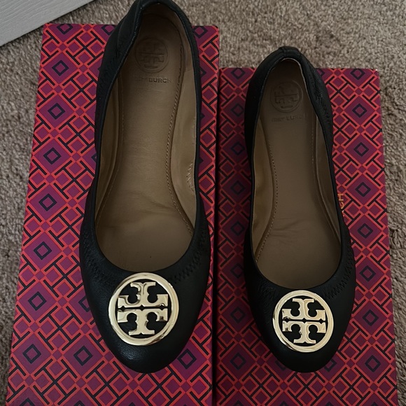 Tory Burch black and gold classic flats (NEW!! With box) - Picture 4 of 7